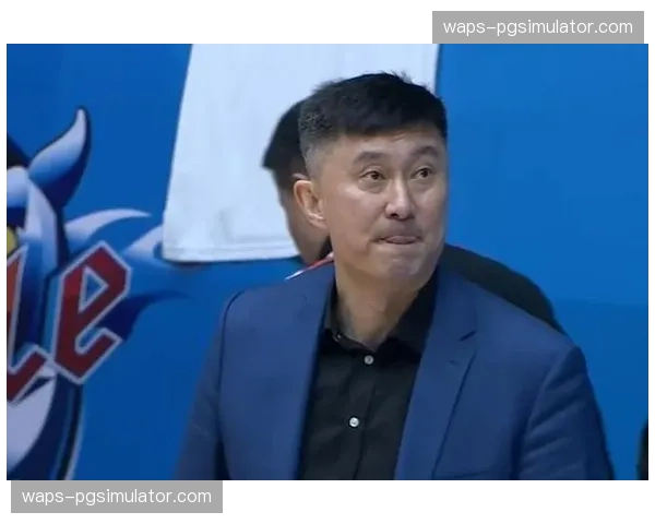 杜锋战术调整减少指责弃用两将 增加徐杰控球权进攻层次更清晰